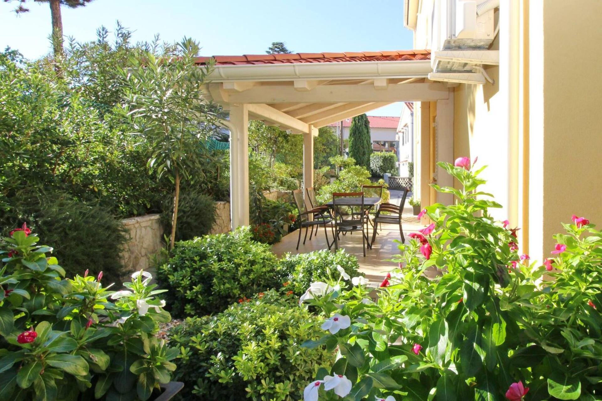 Guest house Gorica 1 4*